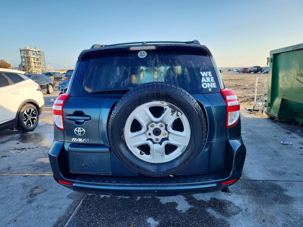 2011 TOYOTA RAV4 photo 6