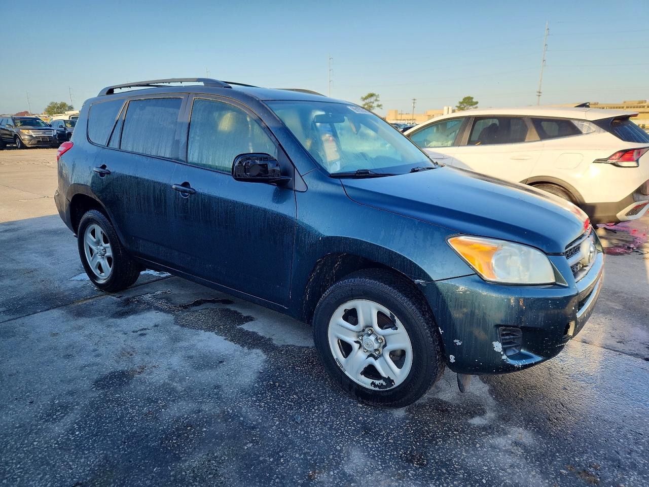 2011 TOYOTA RAV4 photo 4