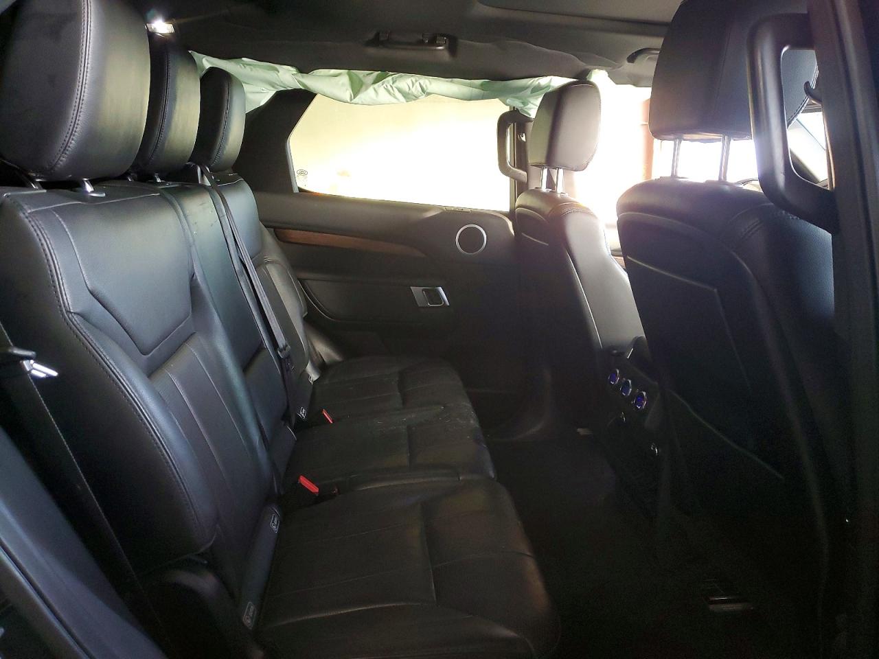2017 LAND ROVER DISCOVERY HSE photo 11