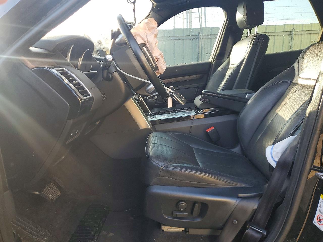 2017 LAND ROVER DISCOVERY HSE photo 7
