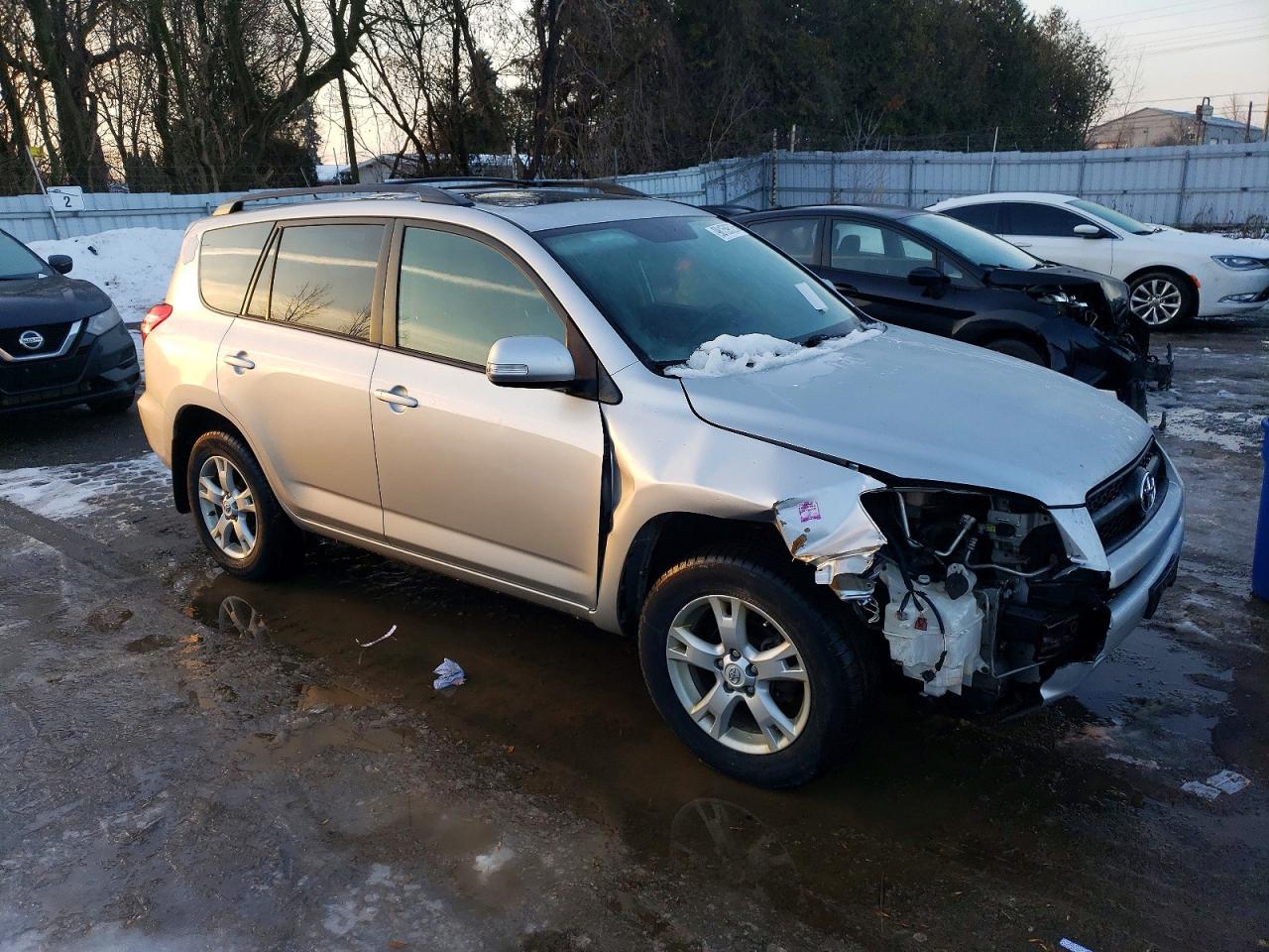 2012 TOYOTA RAV4 photo 4