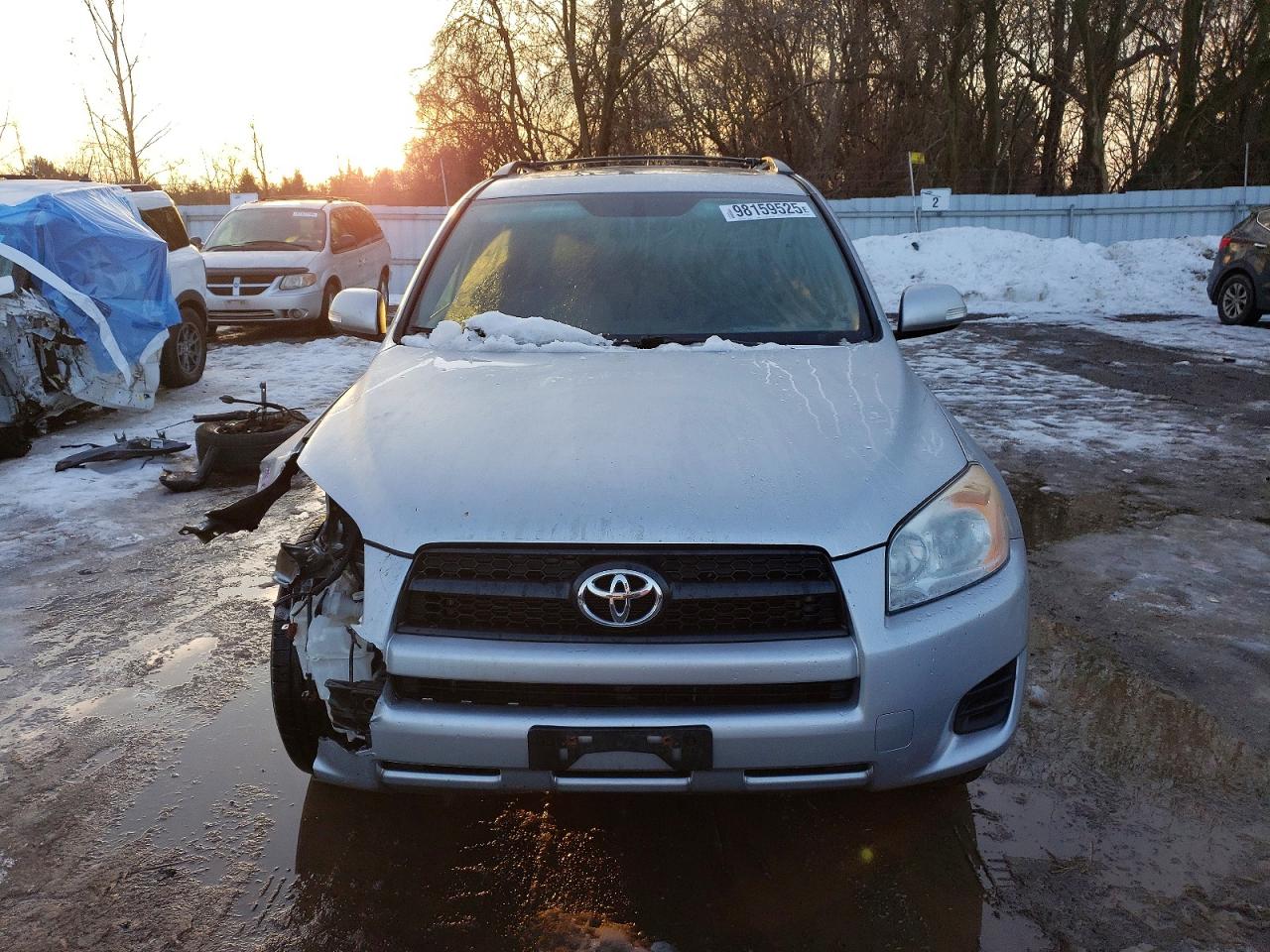 2012 TOYOTA RAV4 photo 5