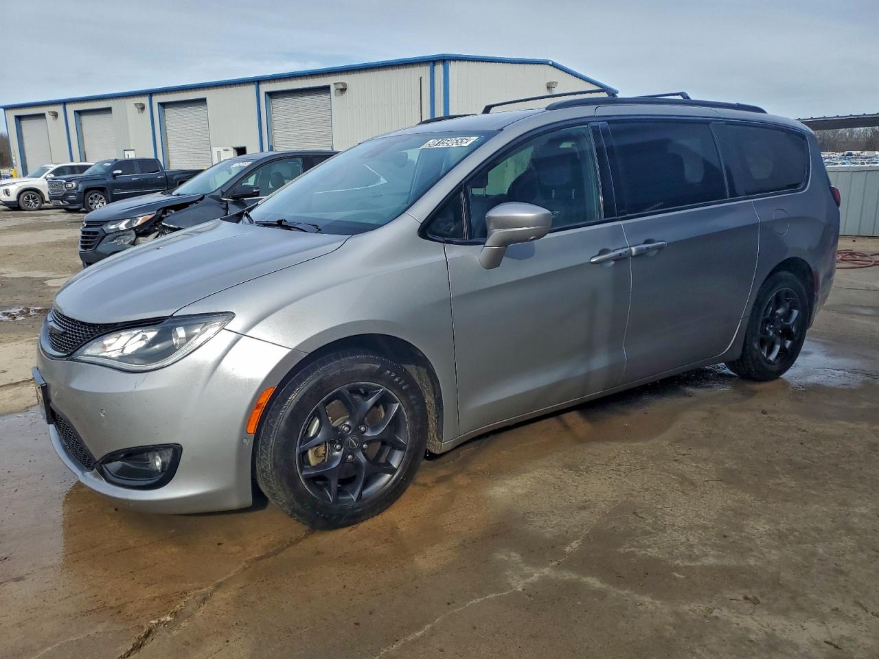 2019 CHRYSLER PACIFICA