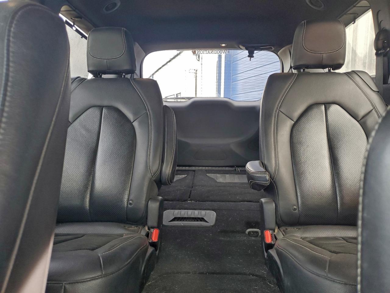2019 CHRYSLER PACIFICA TOURING L PLUS photo 10