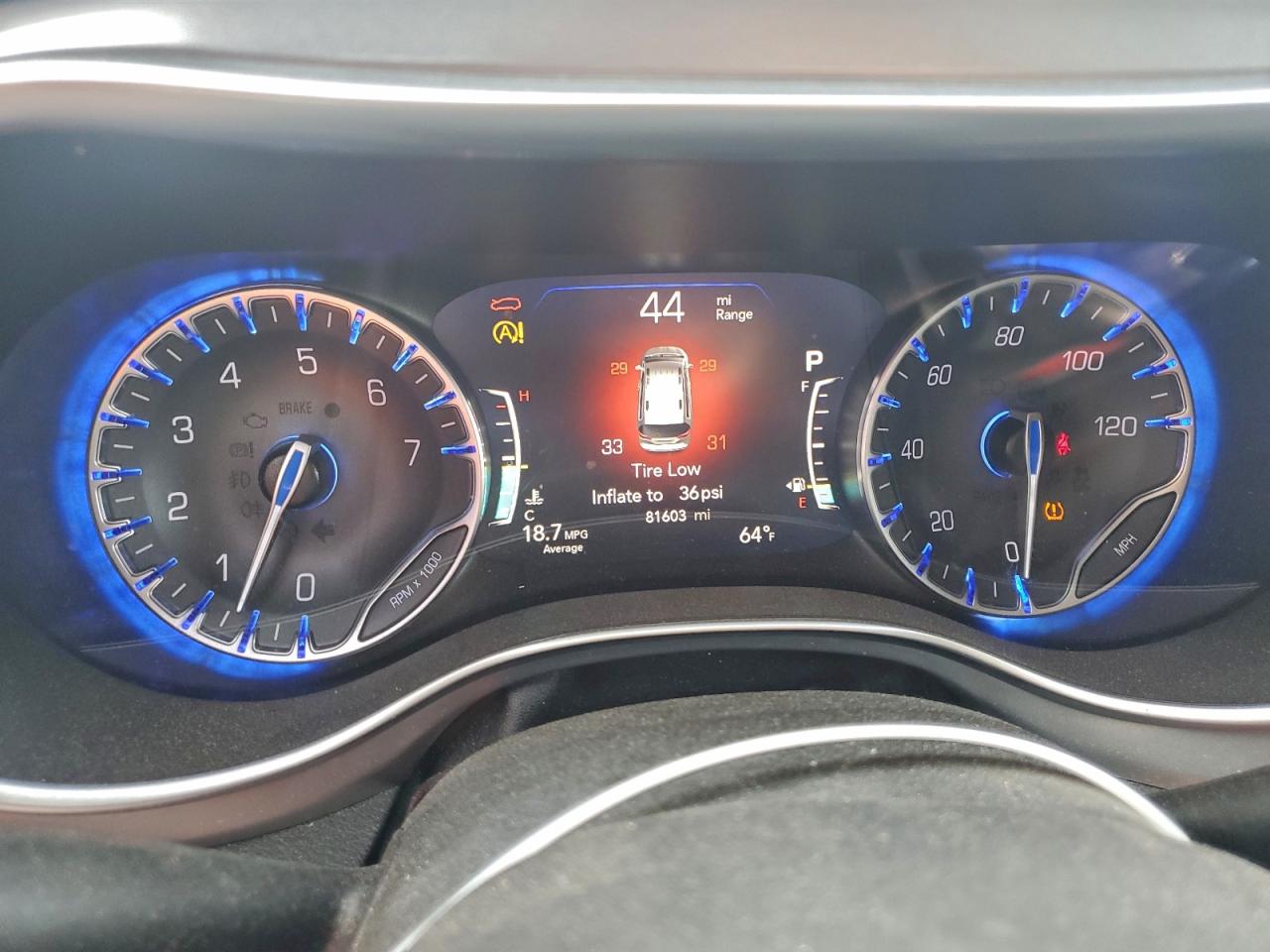 2019 CHRYSLER PACIFICA TOURING L PLUS photo 9