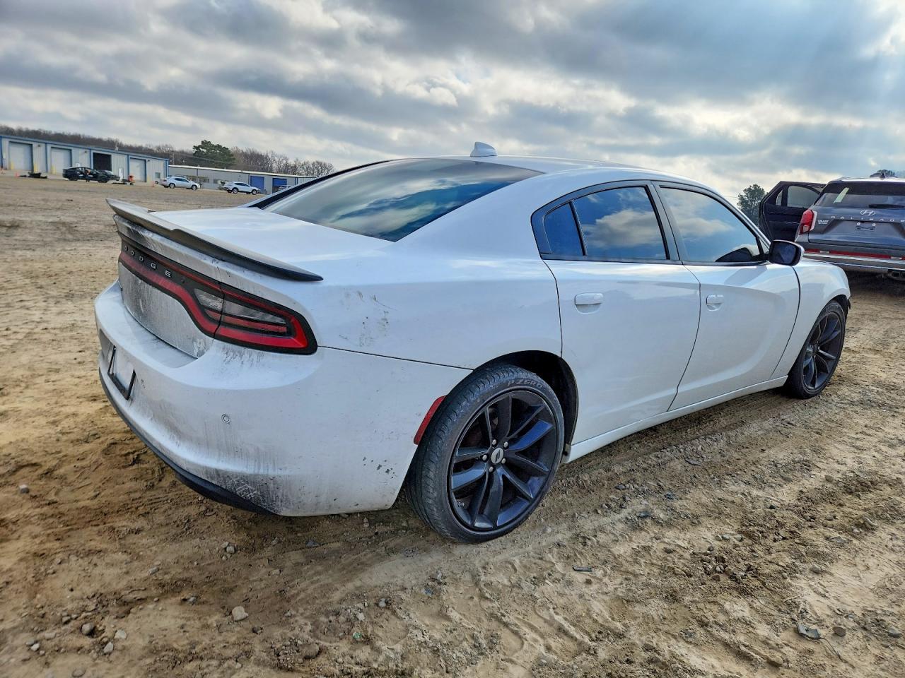 2015 DODGE CHARGER photo 3