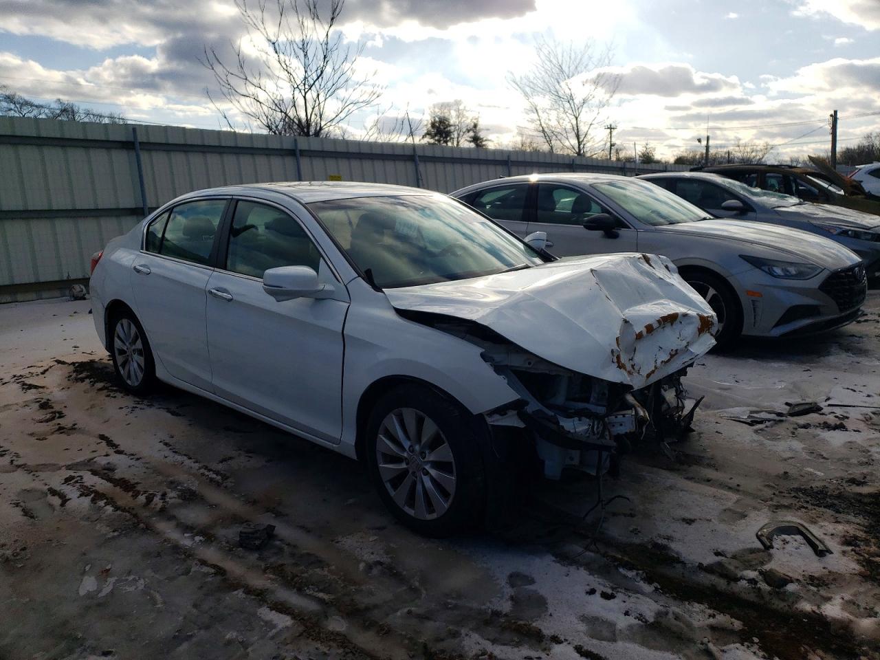 2013 HONDA ACCORD EXL photo 4