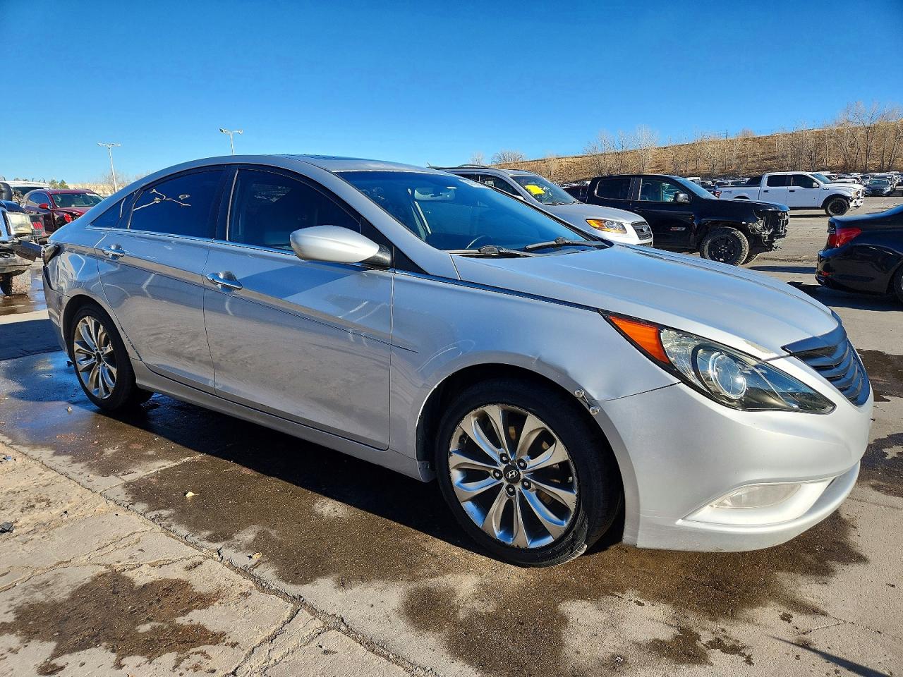 2011 HYUNDAI SONATA SE photo 4