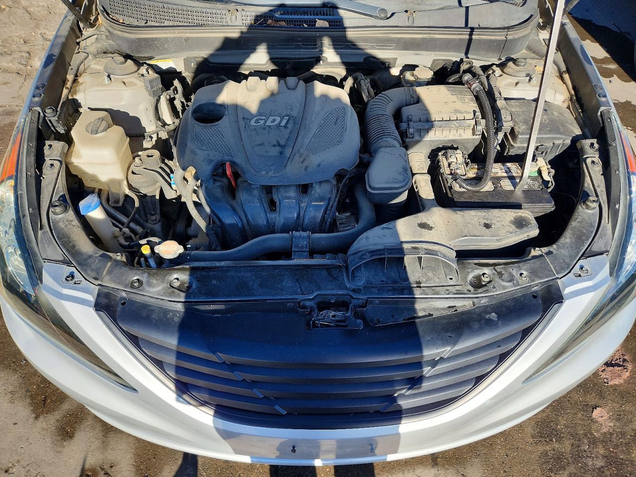 2011 HYUNDAI SONATA SE photo 11