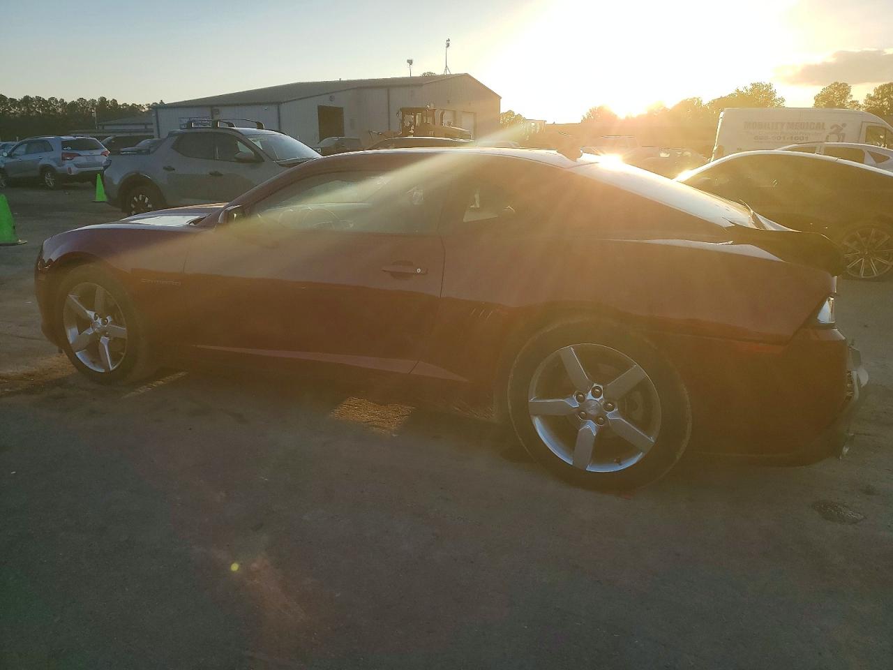2015 CHEVROLET CAMARO LT photo 2