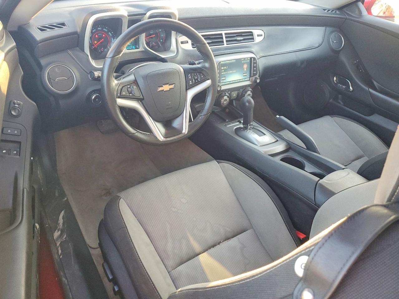 2015 CHEVROLET CAMARO LT photo 8