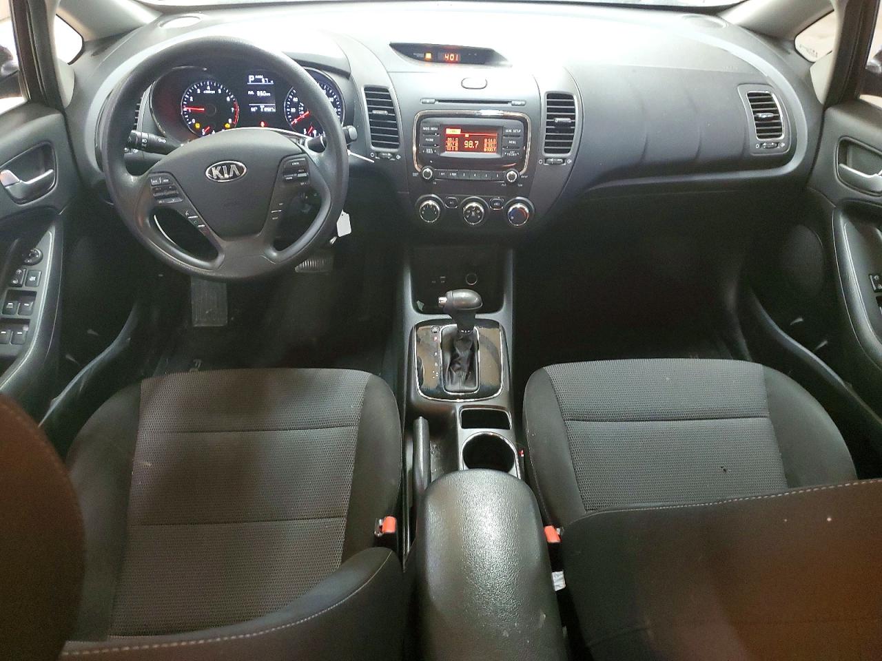 2018 KIA FORTE LX photo 8