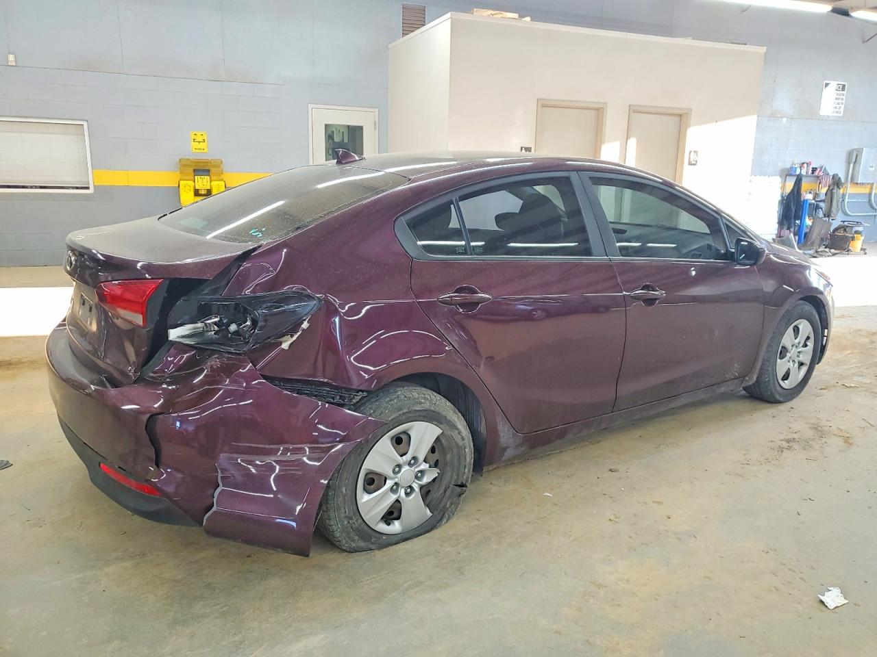 2018 KIA FORTE LX photo 3