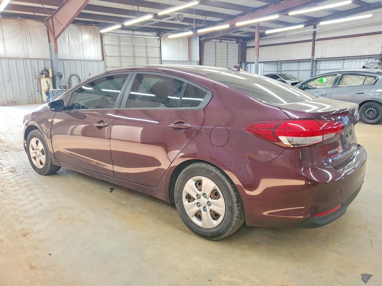 2018 KIA FORTE LX photo 2