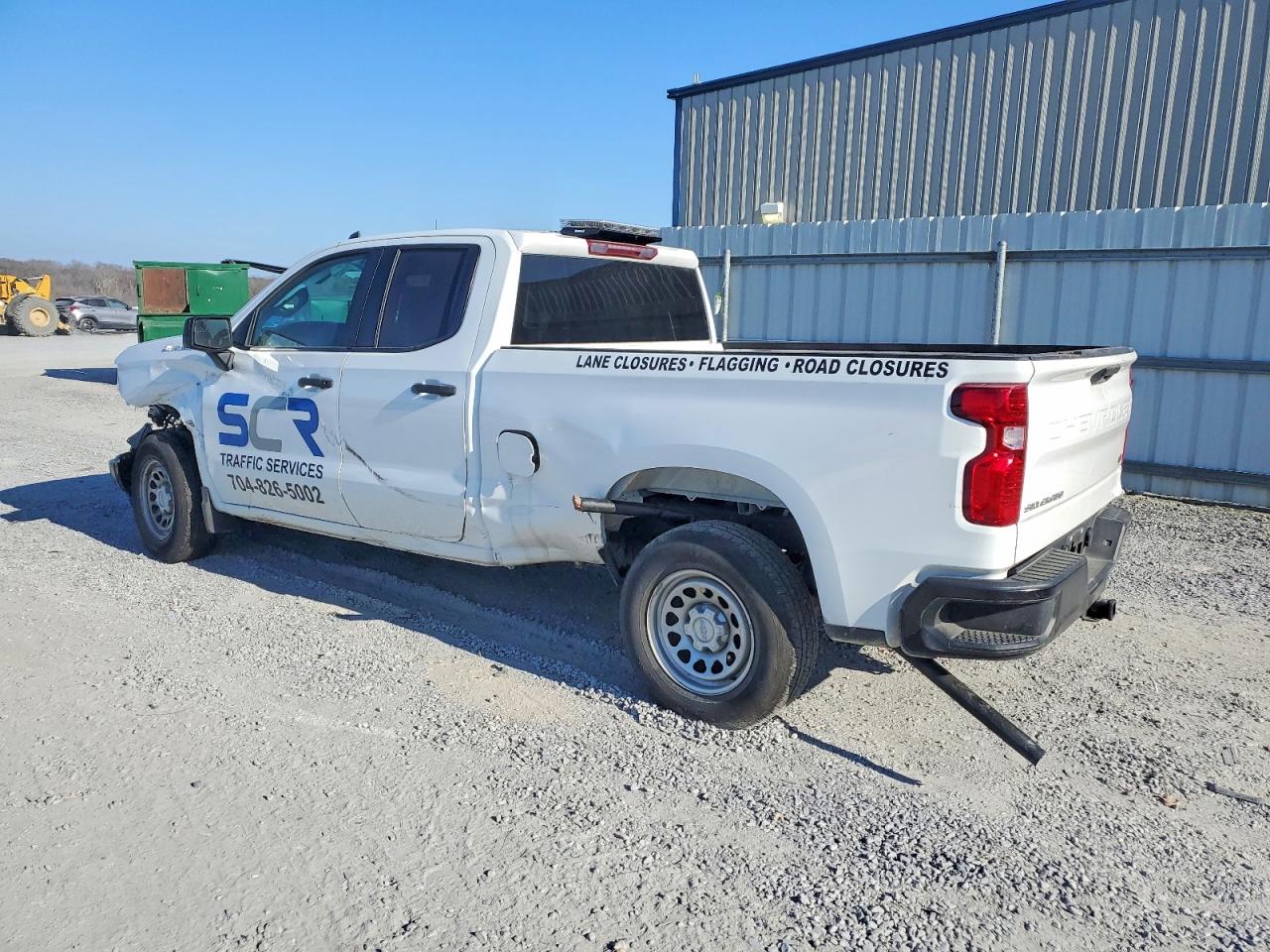 2024 CHEVROLET SILVERADO K1500 photo 2