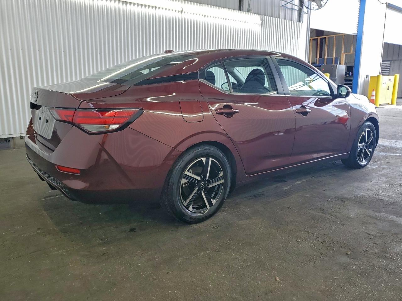 2025 NISSAN SENTRA SV photo 3