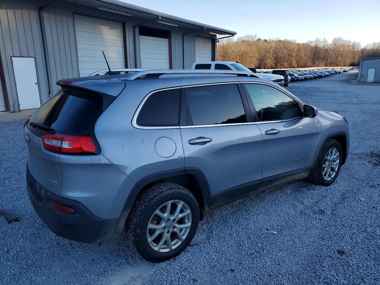 2018 JEEP CHEROKEE LATITUDE PLUS photo 3
