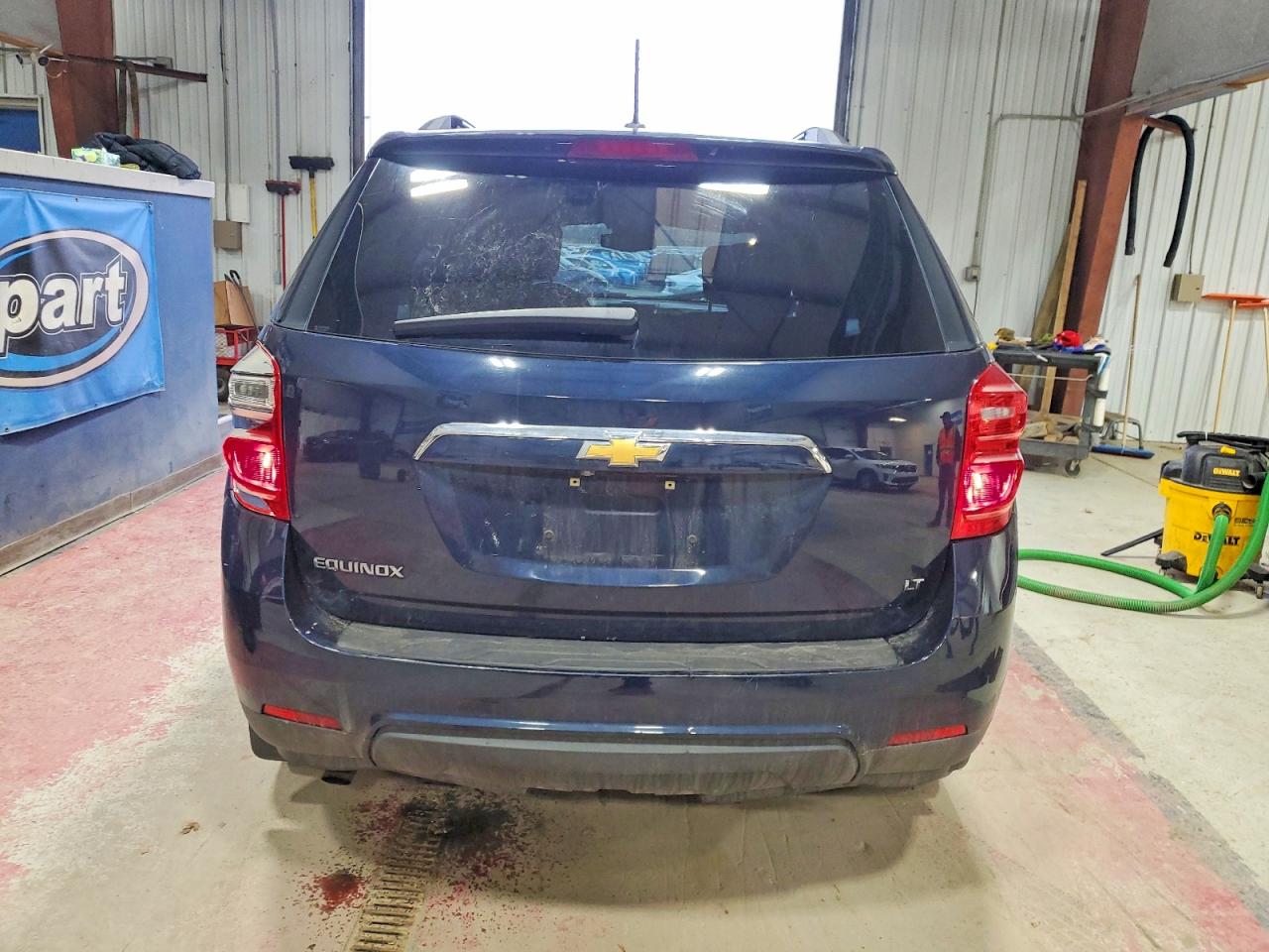 2017 CHEVROLET EQUINOX LT photo 6