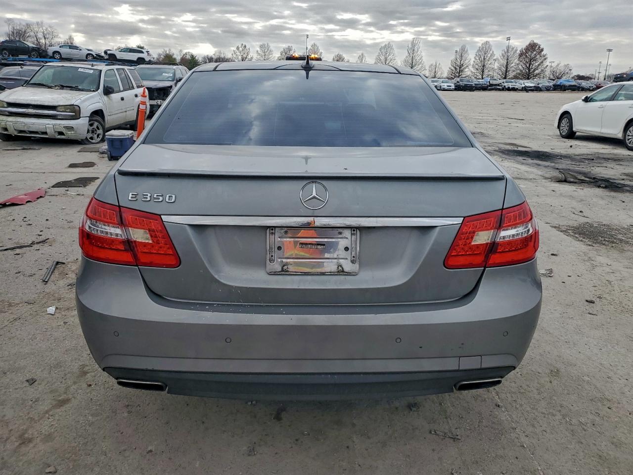 2010 MERCEDES-BENZ E 350 photo 6