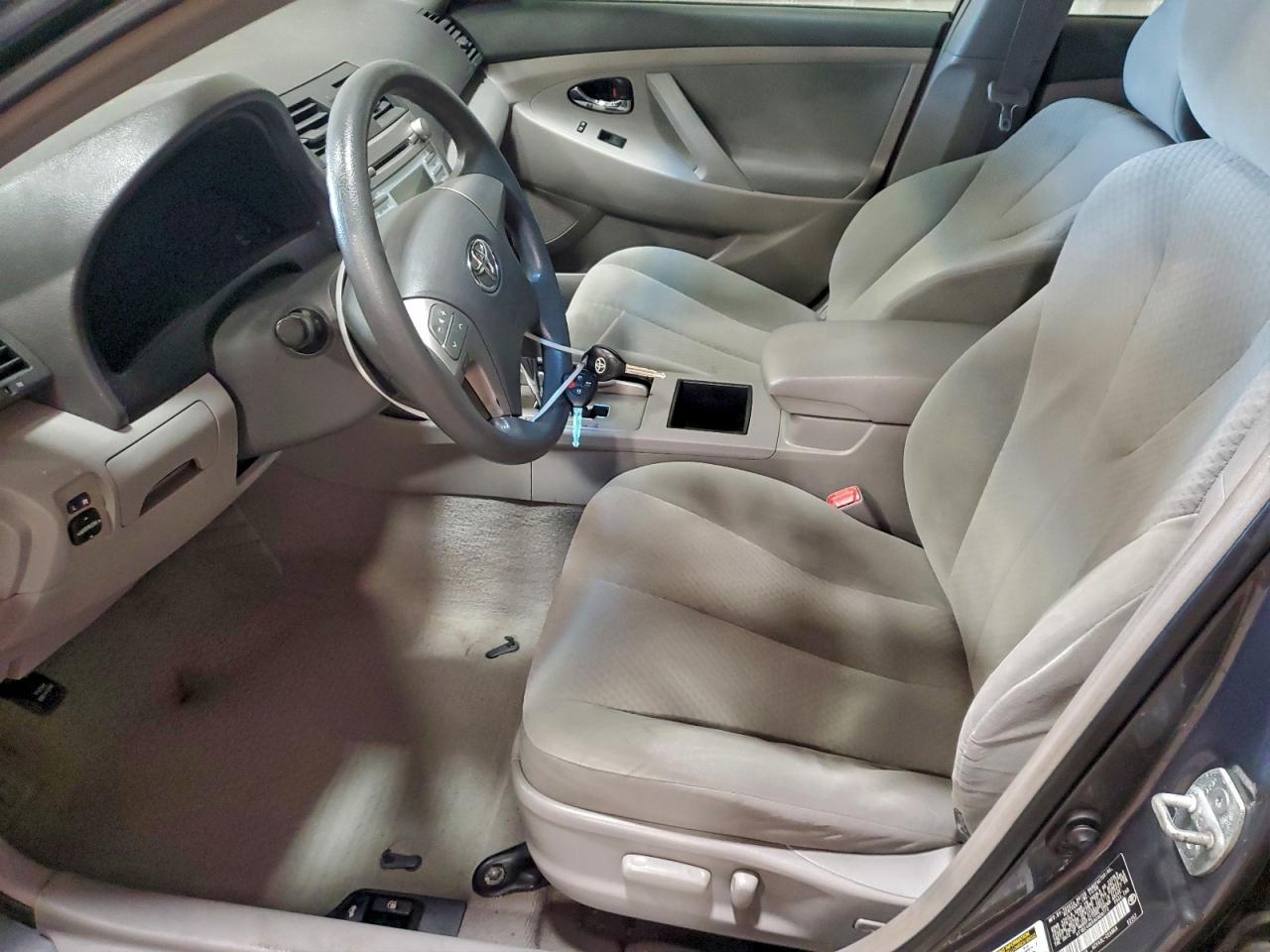 2009 TOYOTA CAMRY BASE photo 7