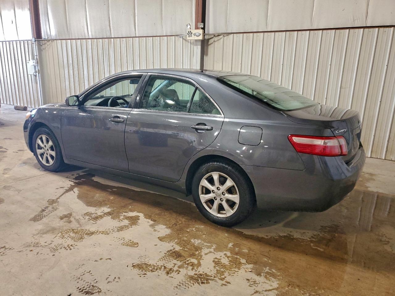 2009 TOYOTA CAMRY BASE photo 2