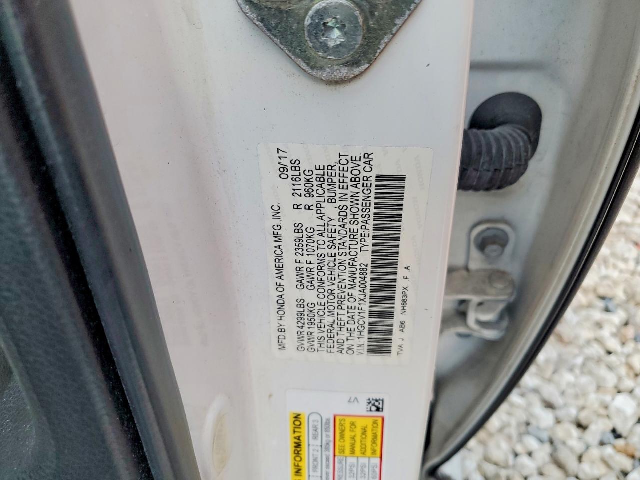 2018 HONDA ACCORD LX photo 13