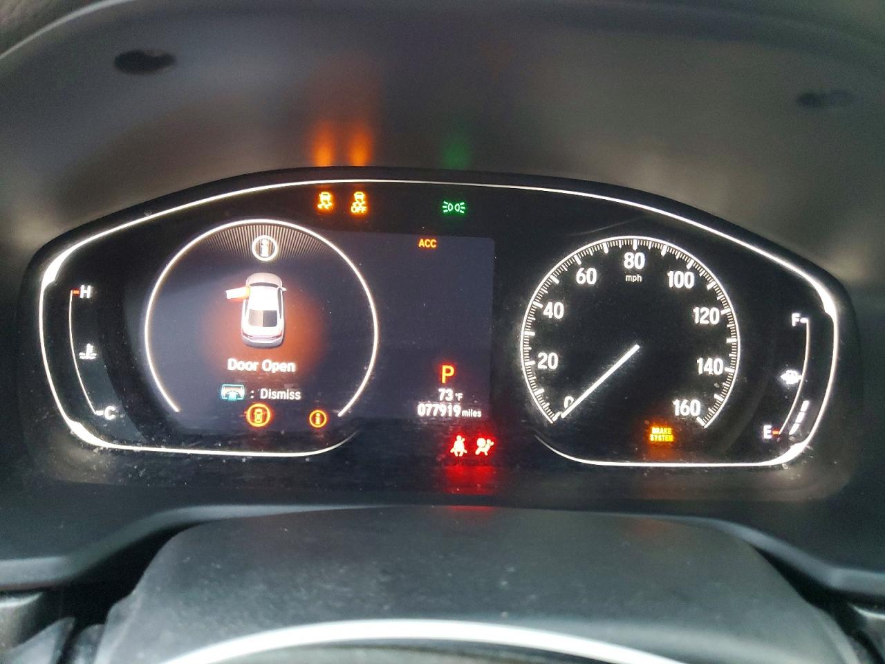 2018 HONDA ACCORD LX photo 9