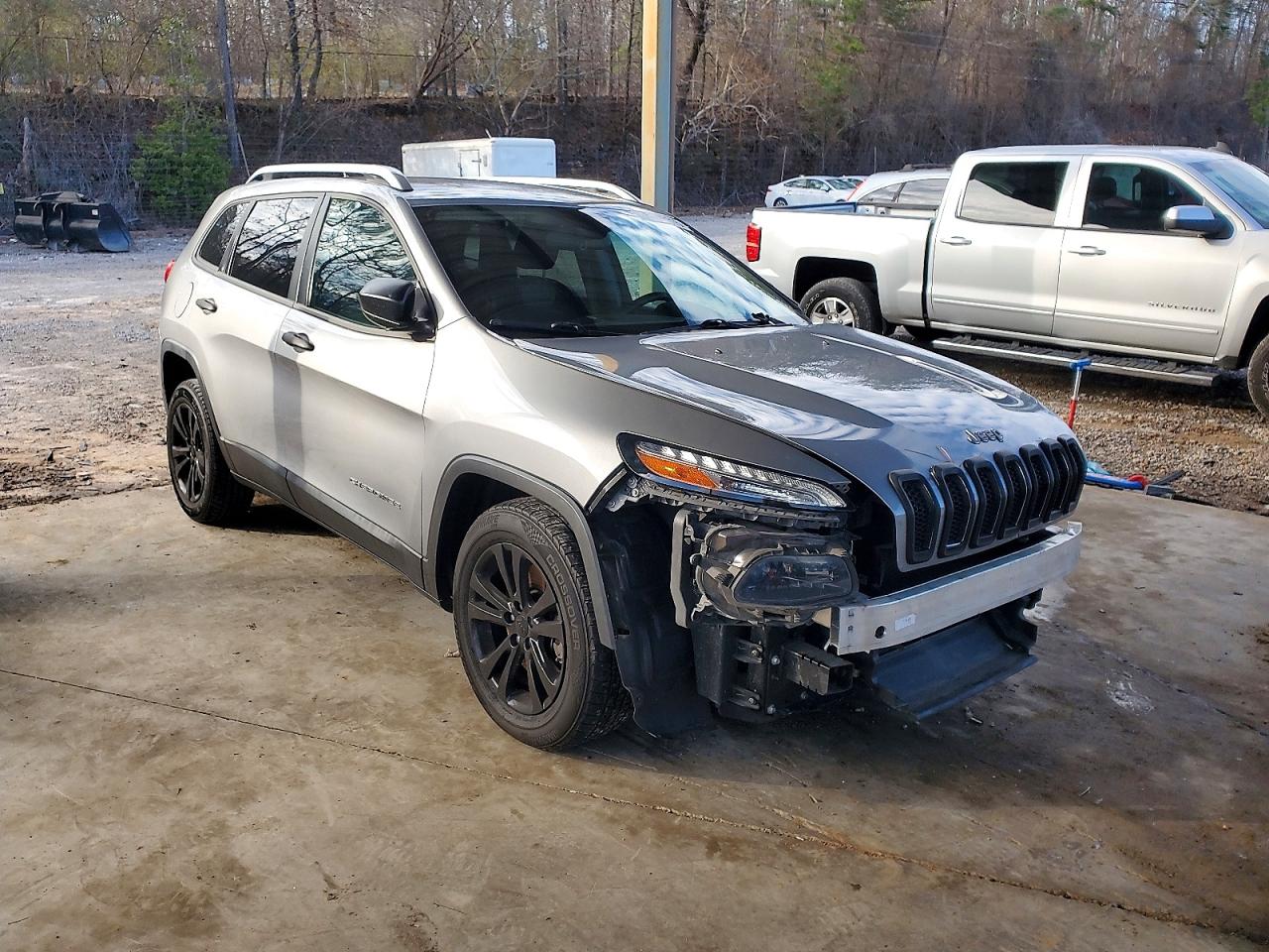 2015 JEEP CHEROKEE SPORT photo 4