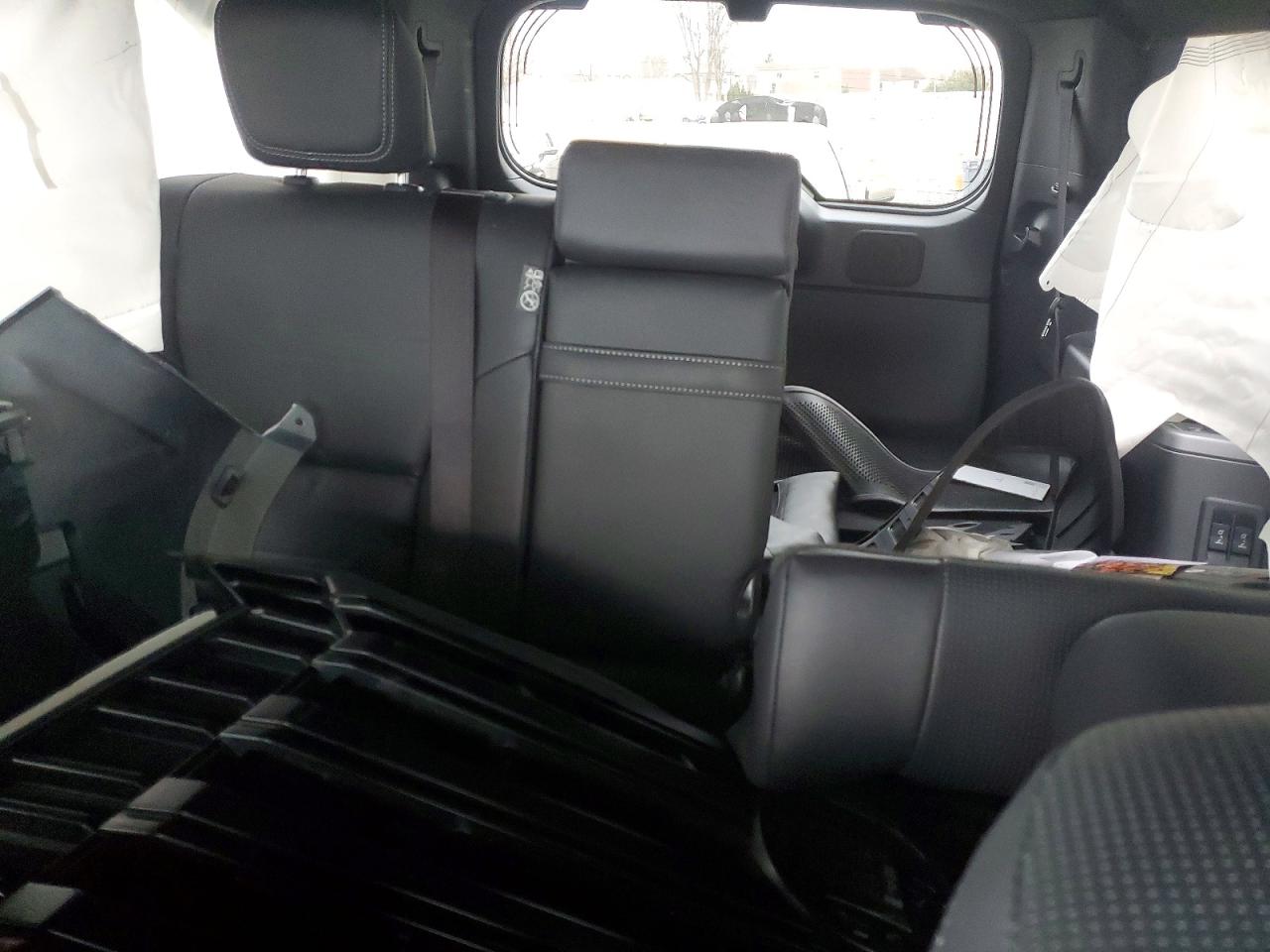 2024 LEXUS GX 550 LUXURY photo 10