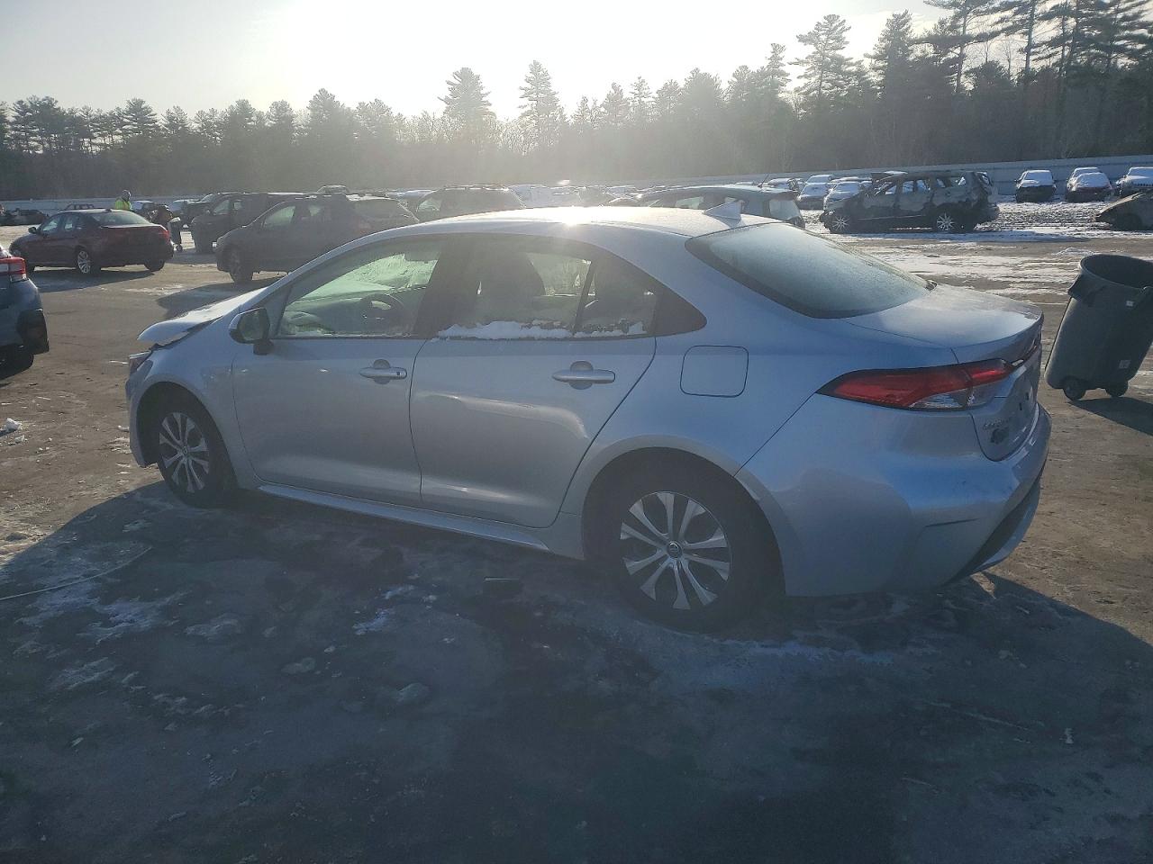 2022 TOYOTA COROLLA LE photo 2