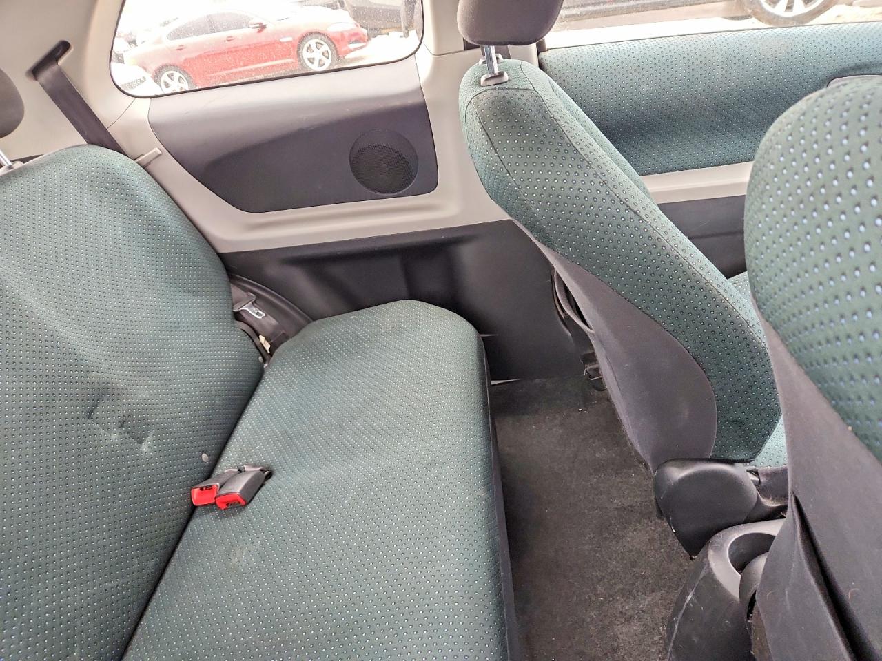 2008 TOYOTA YARIS photo 10