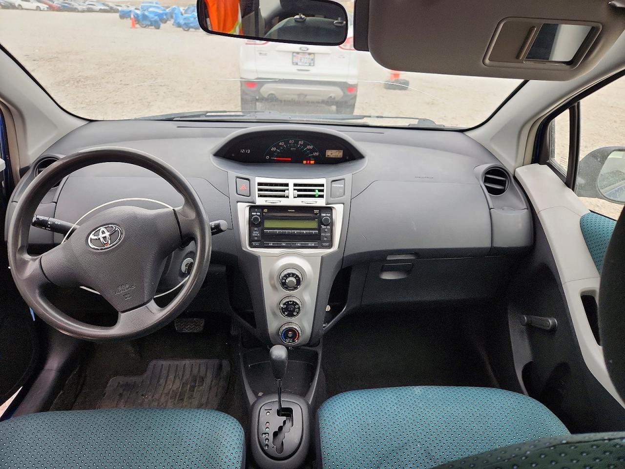 2008 TOYOTA YARIS photo 8