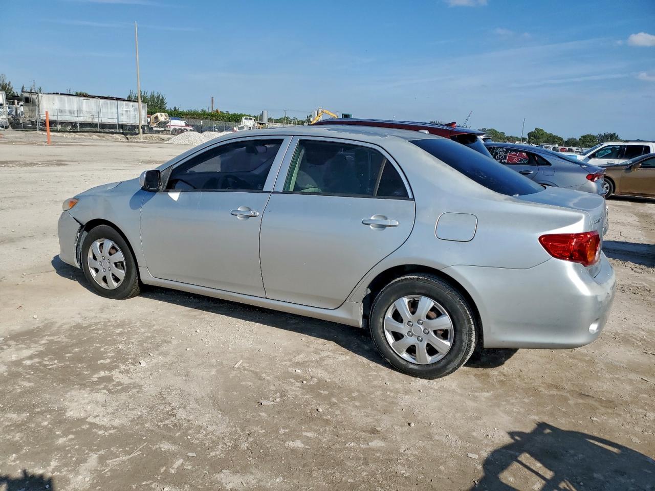 2010 TOYOTA COROLLA BASE photo 2