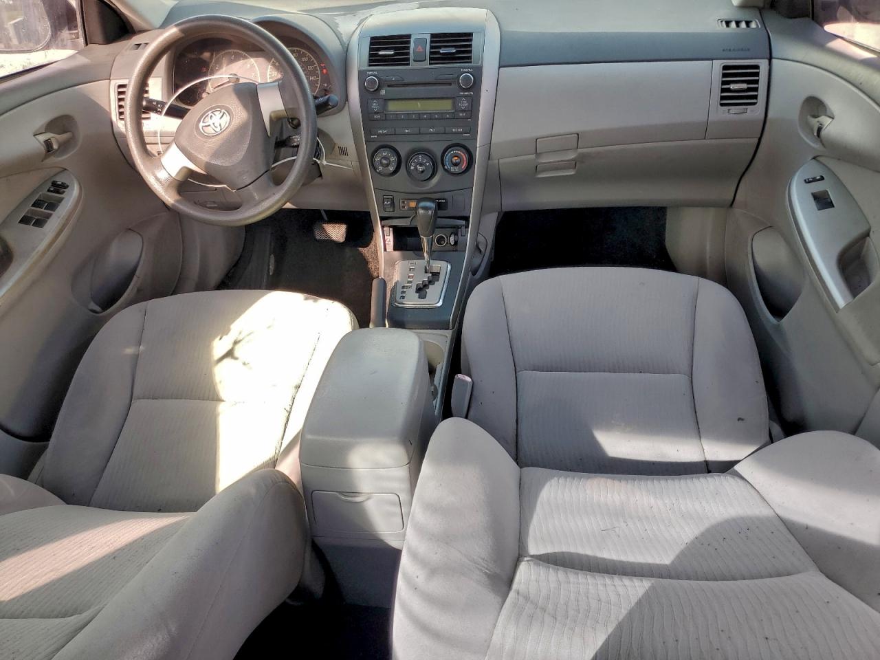 2010 TOYOTA COROLLA BASE photo 8