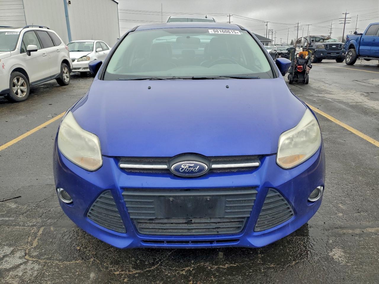 2014 FORD FOCUS SE photo 5