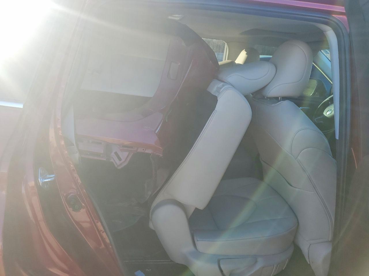 2021 TOYOTA HIGHLANDER XLE photo 11