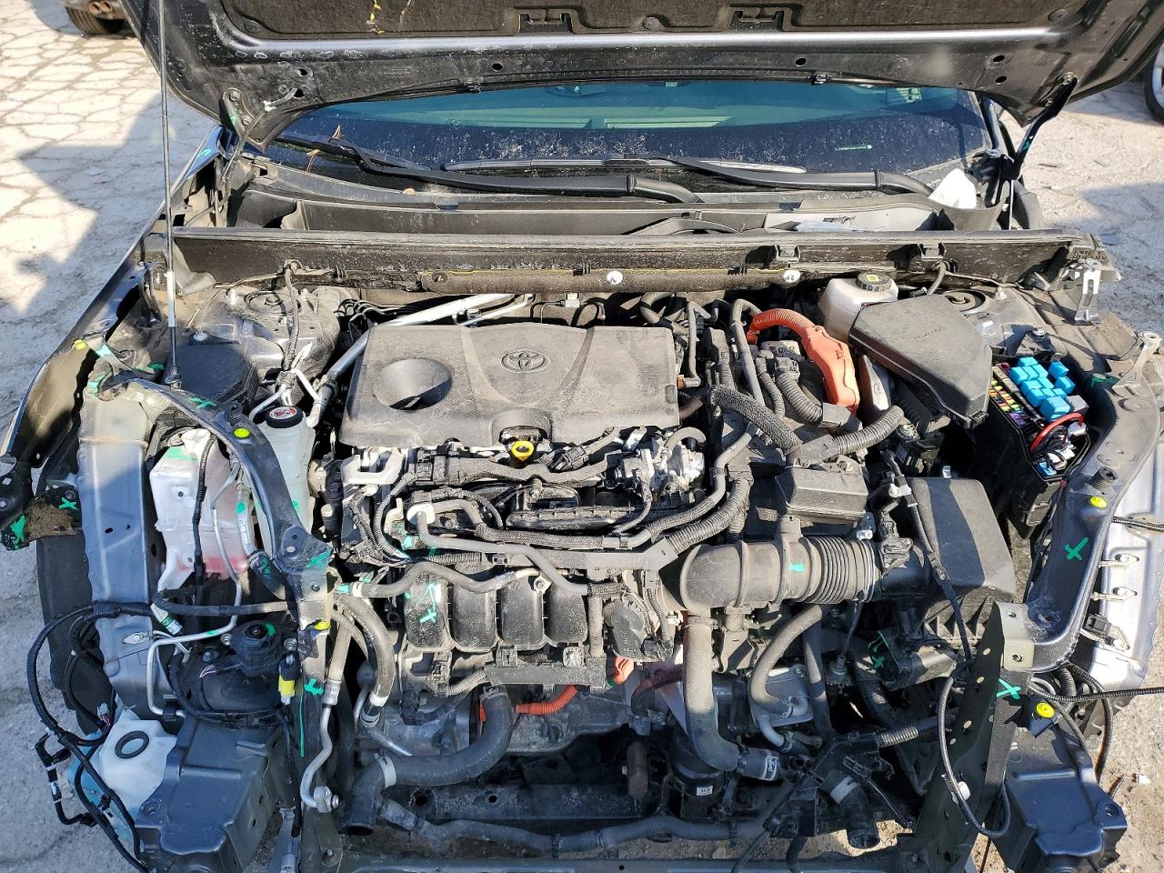 2022 TOYOTA RAV4 XLE photo 11