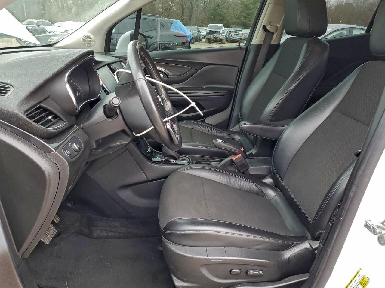 2017 BUICK ENCORE PREFERRED photo 7