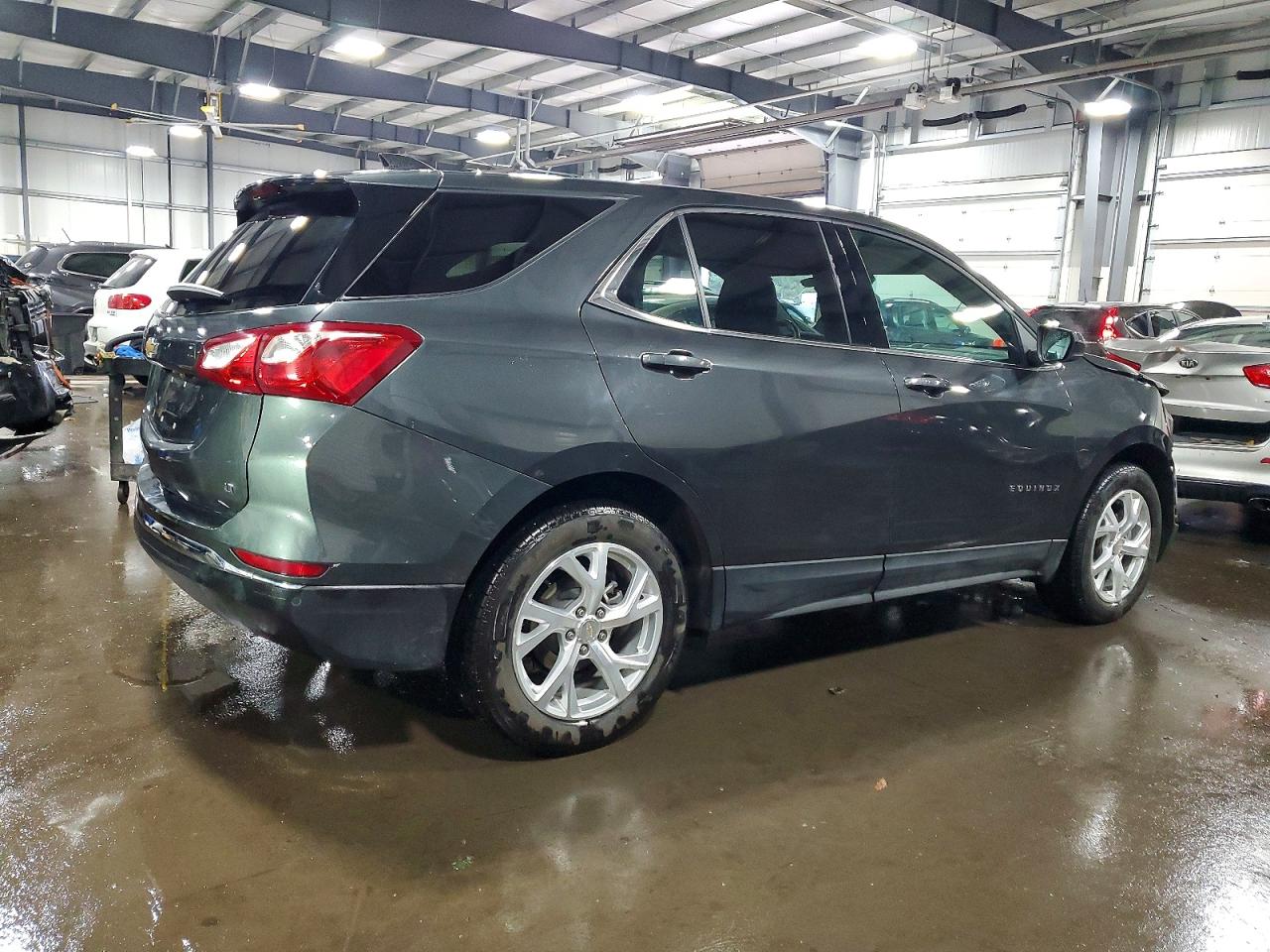2020 CHEVROLET EQUINOX LT photo 3