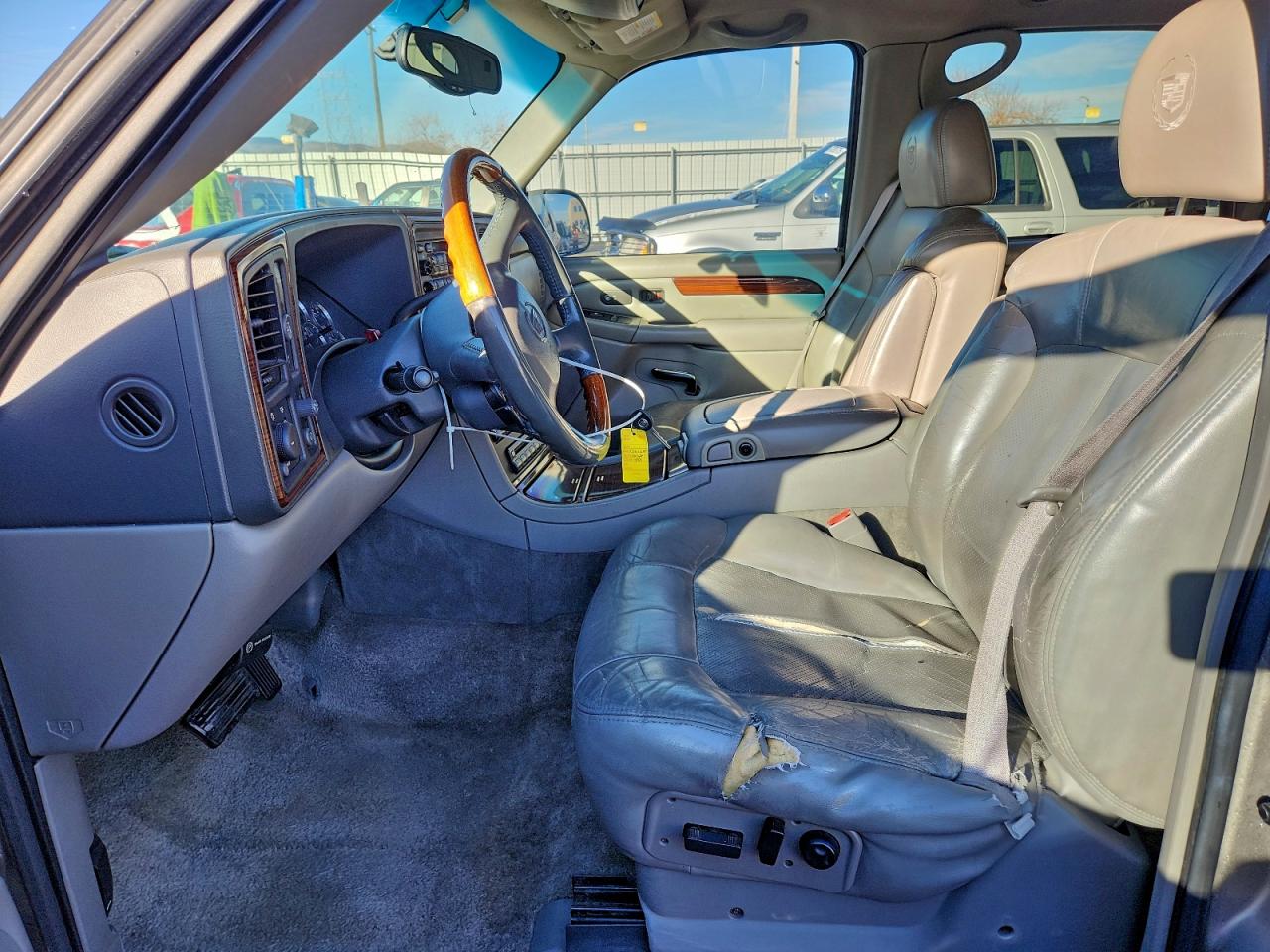 2002 CADILLAC ESCALADE LUXURY photo 7