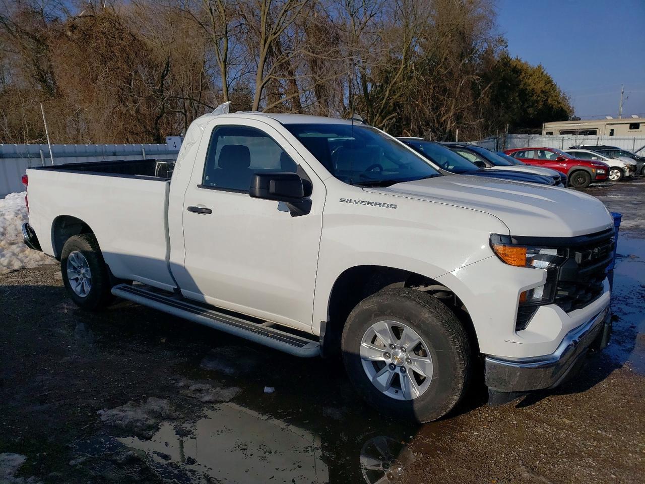 2024 CHEVROLET SILVERADO C1500 photo 4