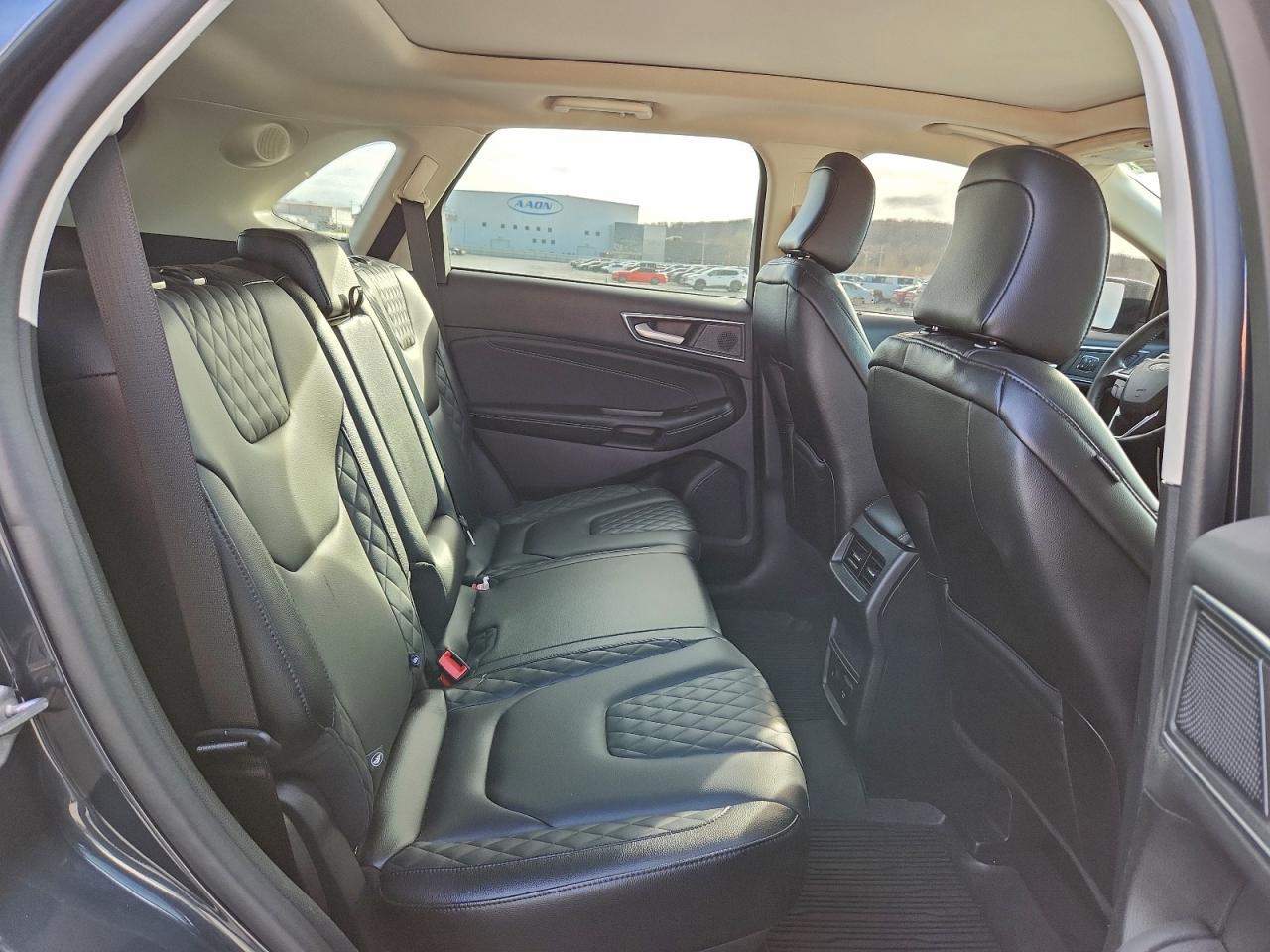 2024 FORD EDGE TITANIUM photo 11