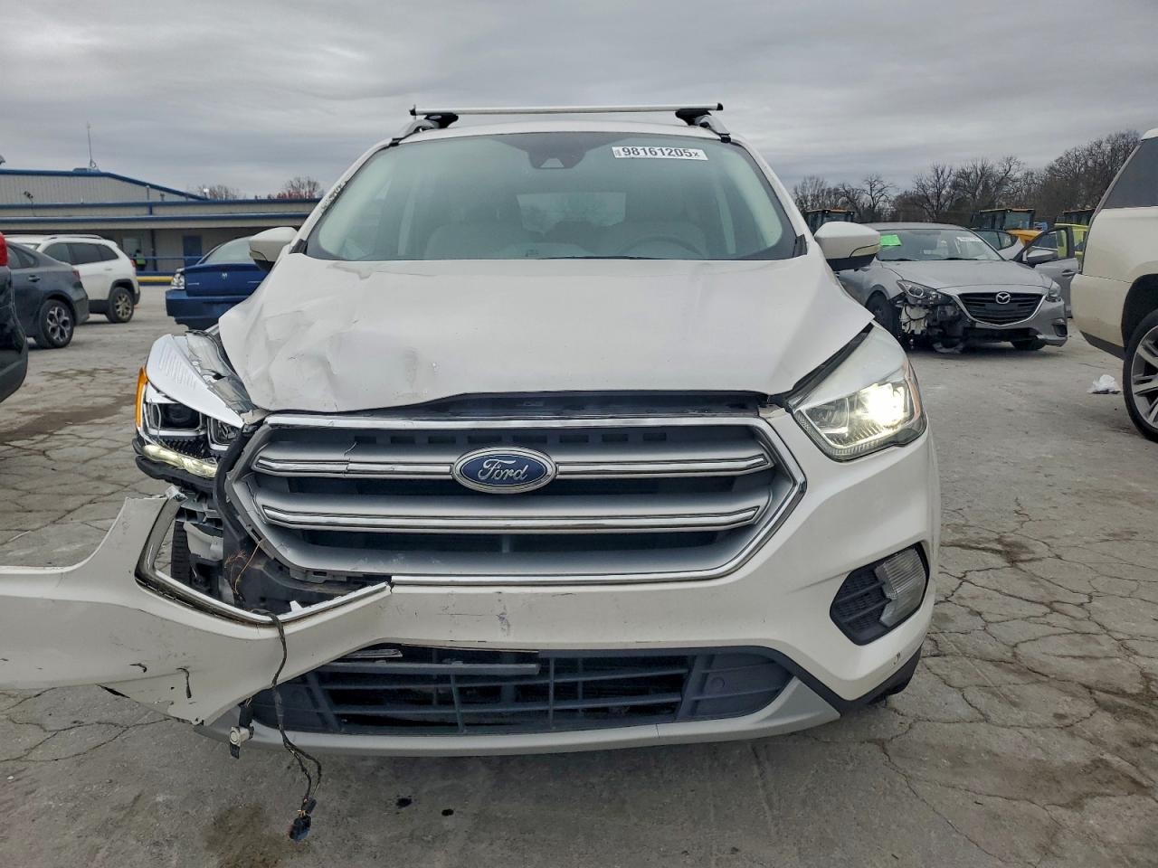2017 FORD ESCAPE TITANIUM photo 5