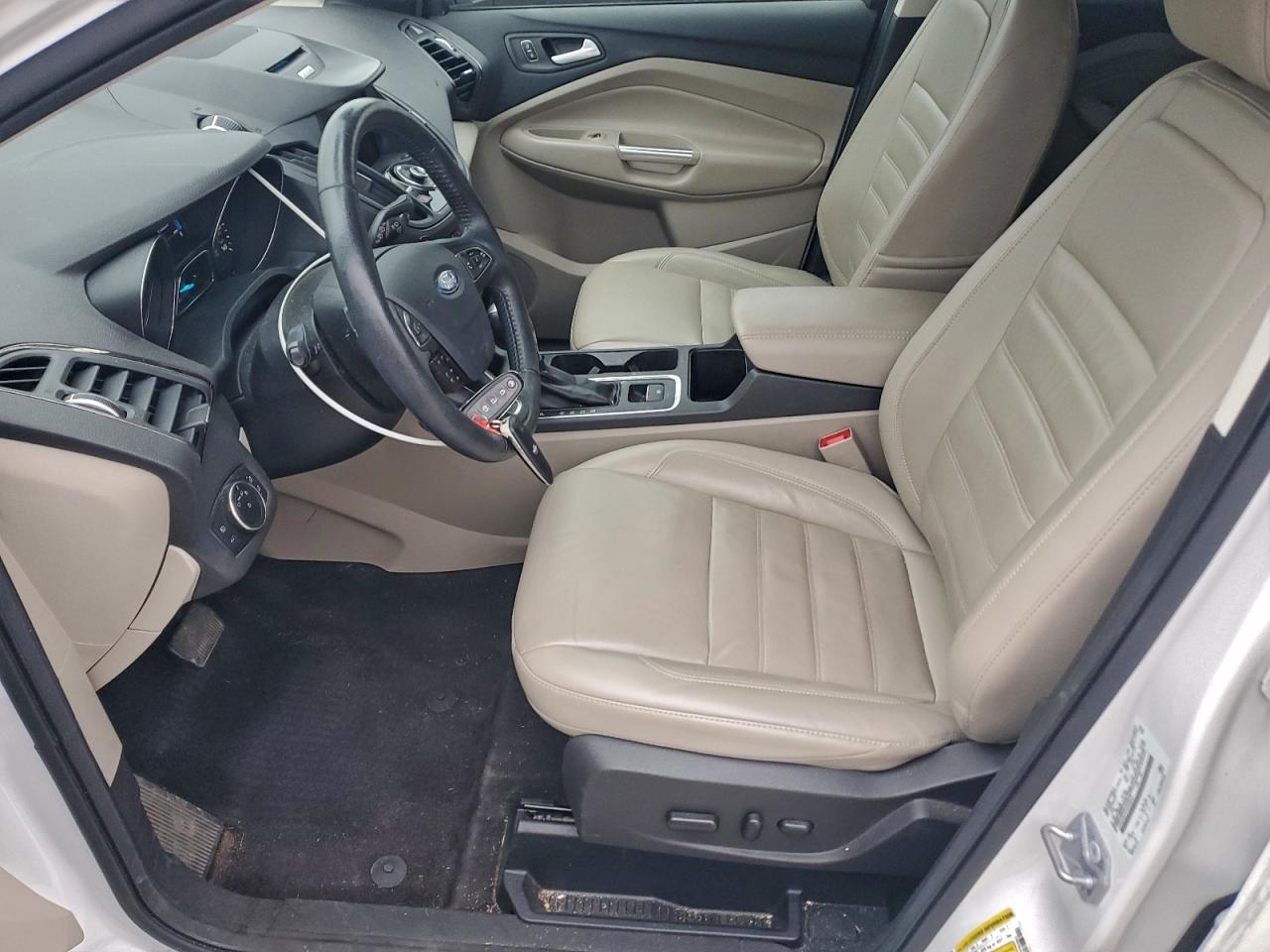 2017 FORD ESCAPE TITANIUM photo 7