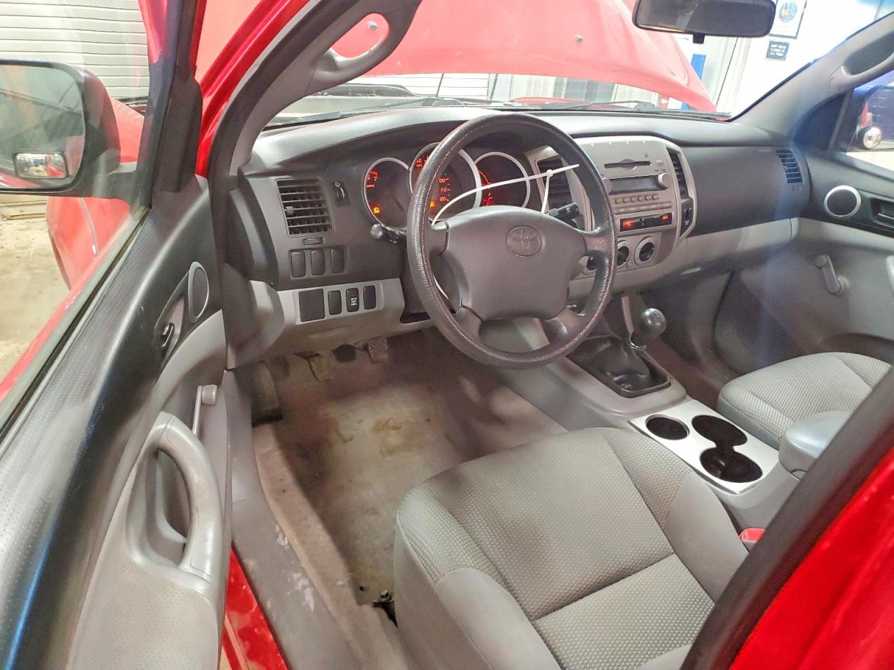 2008 TOYOTA TACOMA photo 8