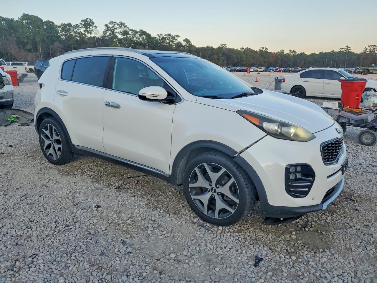 2017 KIA SPORTAGE SX TURBO photo 4