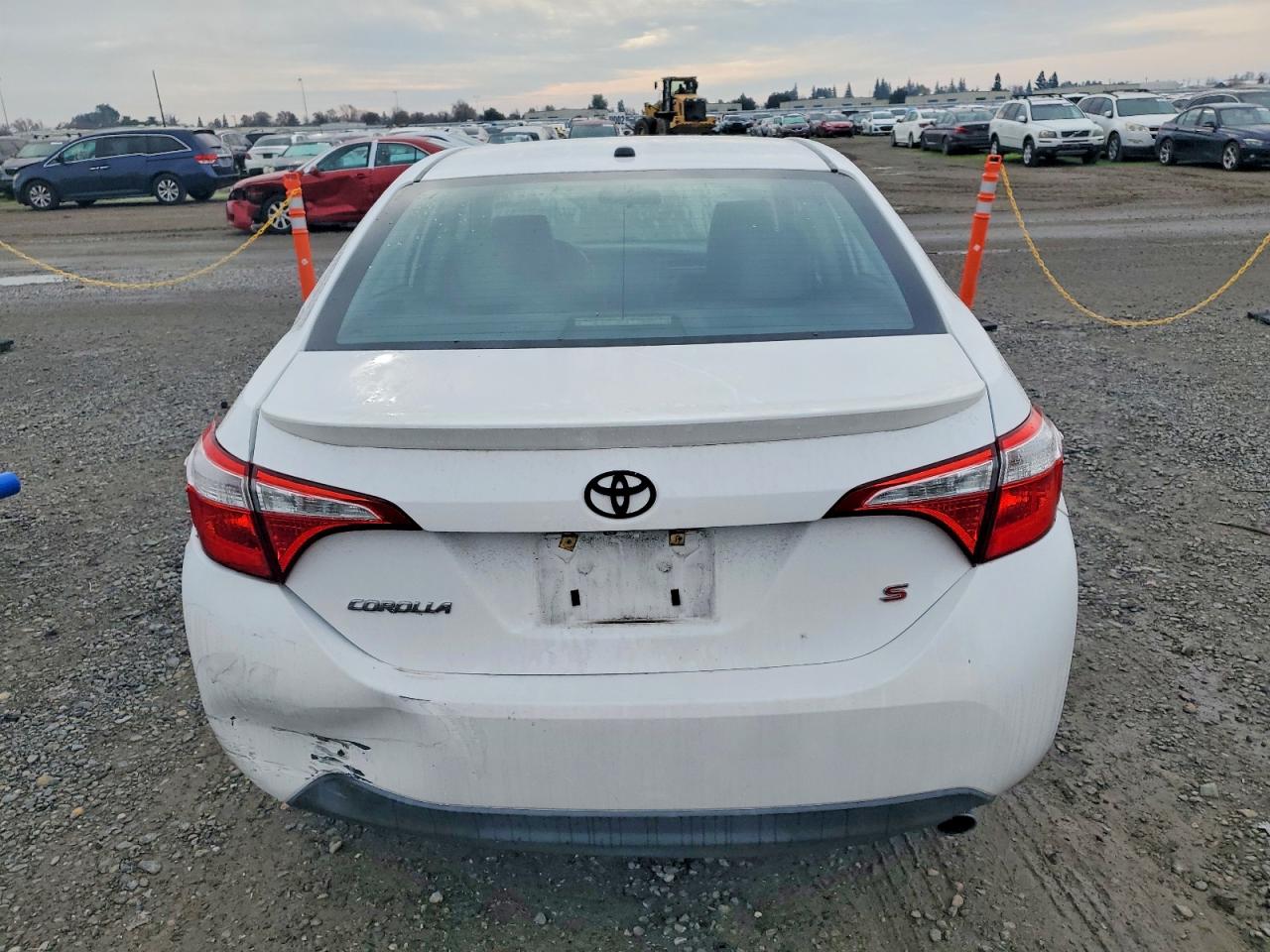 2014 TOYOTA COROLLA L photo 6