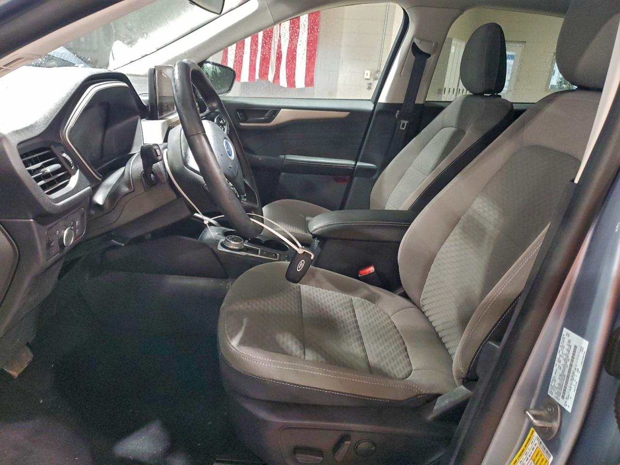 2022 FORD ESCAPE SE photo 7