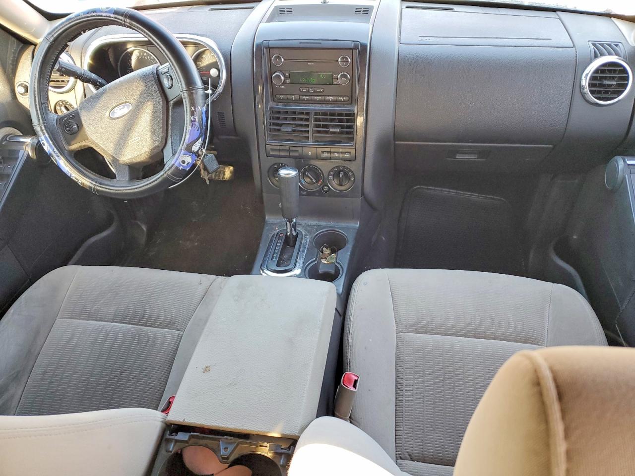 2008 FORD EXPLORER XLT photo 8