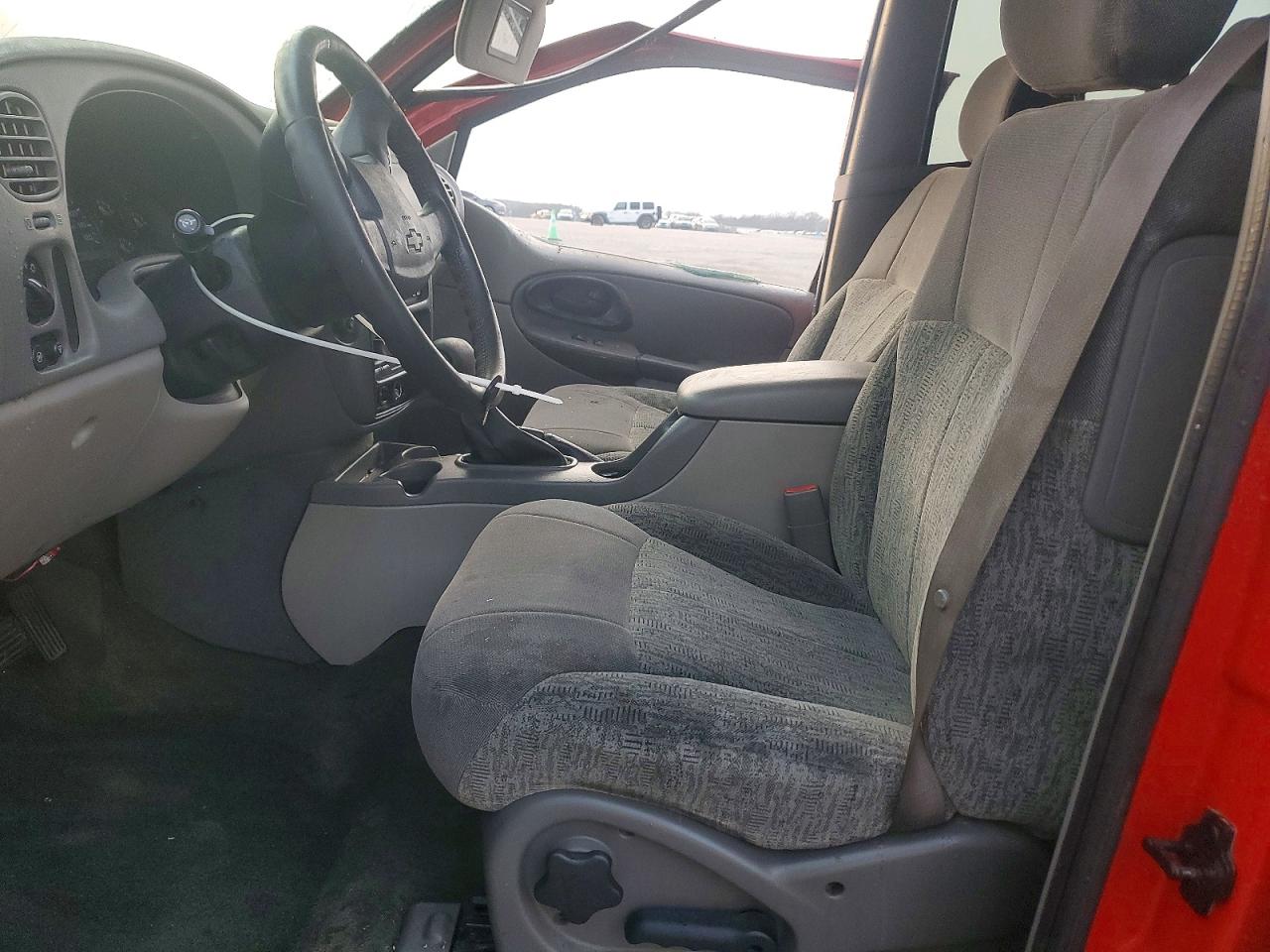 2002 CHEVROLET TRAILBLAZER photo 7